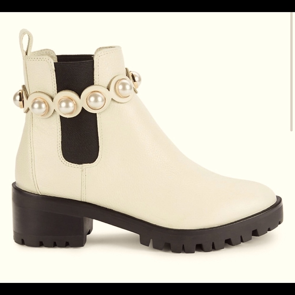 Karl Lagerfeld Portia Jeweled boots💍🦋
